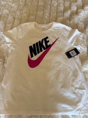 Nike White Tee with Black Tag Detail